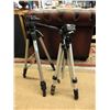 Image 1 : 2 Adjustable Camera Tripods