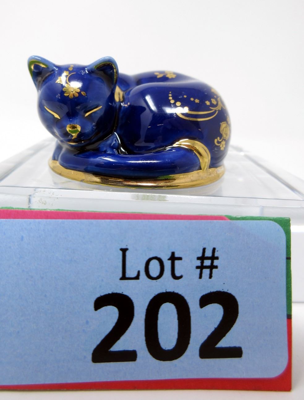 Rare Franklin Mint Limoges Curio Cabinet Cat