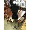 Image 1 : Velvet Covered Torso Mannequin