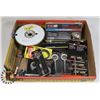 Image 1 : FLAT OF ASSORTED TOOLS INCL AUTO FUSE KIT, AIR