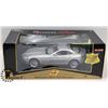 Image 1 : MAISTO 1/18 SCALE DIE CAST METAL MERCEDES-BENZ SLR