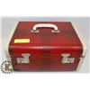 Image 1 : VINTAGE ALLIGATOR MAKEUP CASE
