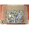 Image 1 : SWAGELOK FITTINGS-OVER 300 ASSORTED
