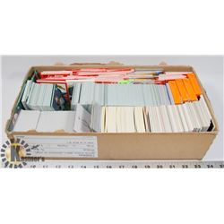 BOX OF APPROX 1500 BASEBALL AND FOOTBALL CARDS