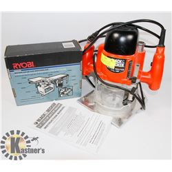 BLACK AND DECKER PLUNGE ROUTER WITH MOUNTING KIT