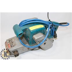 MAKITA BELT SANDER