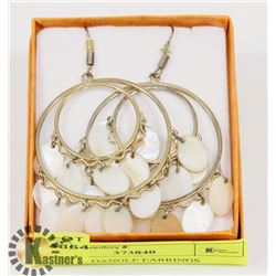 VINTAGE DANGLE EARRINGS