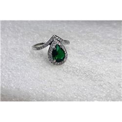 15)   PEAR CUT EMERALD WITH WHITE TOPAZ