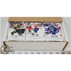 BOX OF OVER 400 UPPER DECK HOCKEY CARDS.