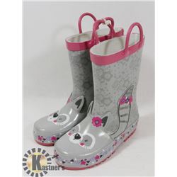 CHILD RUBBER BOOTS SIZE 7