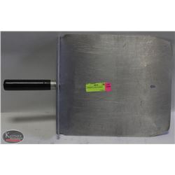 SET OF 2 COMMERCIAL PIZZA PADDLES