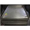 Image 1 : LOT OF 14 FULL SIZE BAKING SHEETS/PANS