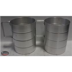 2 NEW 4QT DRY INGREDIENT BAKERS MEASURE