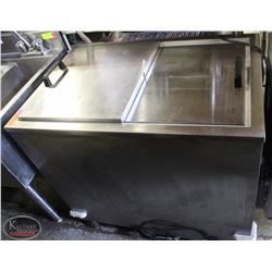 SILVER KING REACH IN MOBILE FREEZER