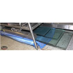 LARGE MARSAL & SONS COUNTERTOP GLASS DISPLAY