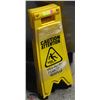 Image 1 : LOT OF 4 FOLDING WET FLOOR SIGNS