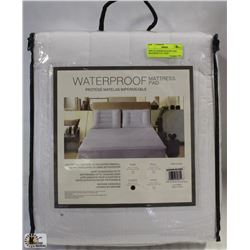 NEW WATERPROOF QUEEN SIZE MATTRESS PAD , DEEP