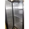 Image 4 : TRUE STAINLESS STEEL TWO DOOR FREEZER
