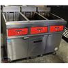 Image 1 : VULCAN TRIPLE ELECTRIC DEEP FRYER