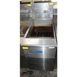 PITCO NATURAL GAS DUAL BASKET DEEP FRYER ON CHOICE