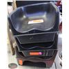 Image 1 : LOT OF 3 PLASTIC BOOSTER SEATS