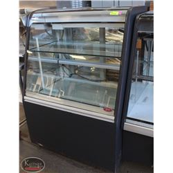 QBD CURVED GLASS COMMERCIAL REFRIGERATED DISPLAY