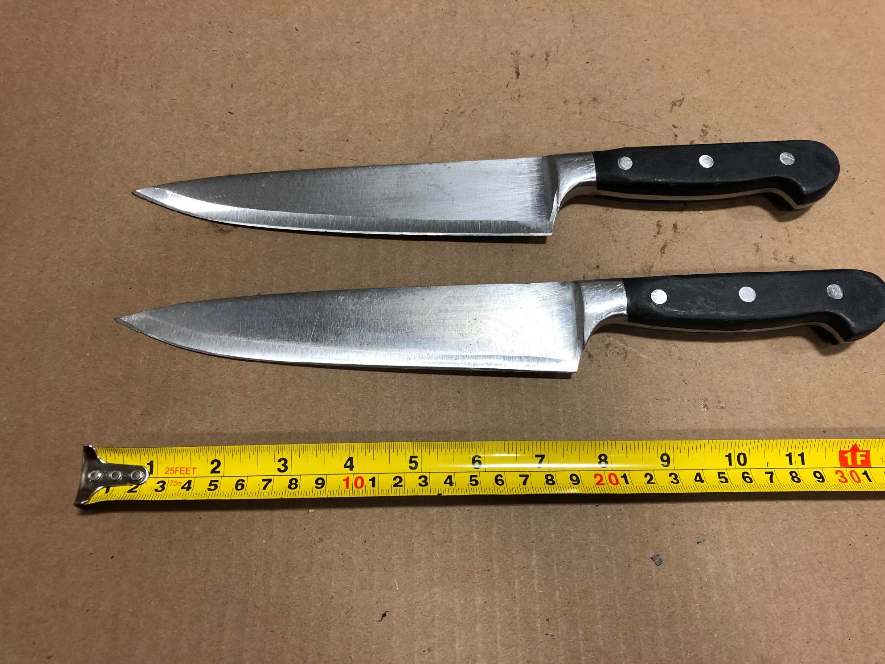 USED SHARPENED KNIVES HIGH QUALITY LOT OF 2