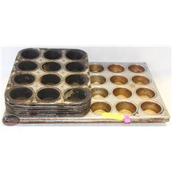 LOT OF 9 CUPCAKE/MUFFIN PANS