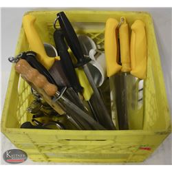CRATE OF ASSORTED COMMERCIAL KITCHEN KNIVES