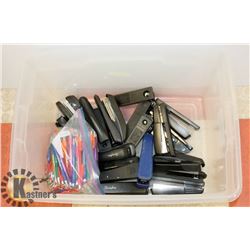LOT OF 20 STAPLERS AND BIG BAG OF PENS