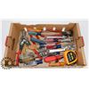 Image 1 : FLAT OF ASSORTED HAND TOOLS
