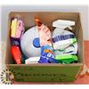 Image 1 : ESTATE BOX OF CLEANING SUPPLIES INCLUDING TILEX