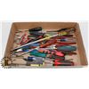 Image 1 : FLAT OF ASSORTED TOOLS
