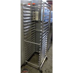 20-SLOT ALUMINUM BAKERS RACK ON CASTORS