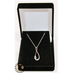 #30-GENUINE SKY  BLUE TOPAZ PENDANT NECKLACE