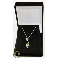 #40-GENUINE GREEN PERIDOT PENDANT NECKLACE