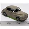 Image 1 : DINKY TOYS MORRIS OXFORD MECCANO DIE CAST CAR