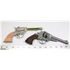Image 1 : 2 VINTAGE CAP PISTOLS