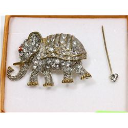 VINTAGE RHINESTONE ELEPHANT BROOCH