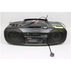 SONY PORTABLE CD PLAYER AND TAPE DECK.