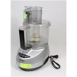 CUISINART FOOD PROCESSOR