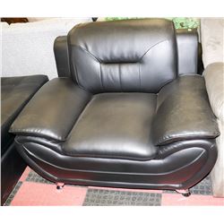 NEW BLACK LEATHERETTE WITH CHROME LEGS SOFA CHAIR