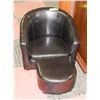 Image 1 : KIDS LEATHERETTE CHAIR OTTOMAN