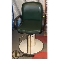 BARBERS CHAIR