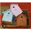 Image 1 : LOT OF 3 BIRD HOUSES