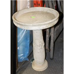 2 PC BIRDBATH