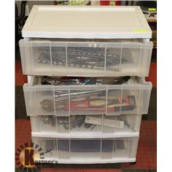 4 DRAWER MOVEABLE STORAGE UNIT WTH CONTENTS
