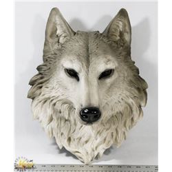 LARGE WOLF HEAD FOR WALL MOUNT