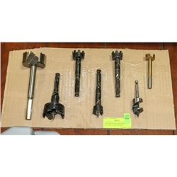 7 ASSORTED HOLE SAW BITS INCLUDING 4 MILWAUKEE
