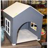 Image 1 : TRENDY DOG HOUSE FOR THE SMALLER DOG IN YOUR